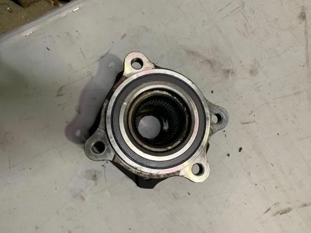 8W0407617 VAG Подшипник ступицы передней купить в Украина