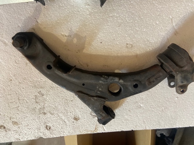 TD1134300B MAZDA Рычаг передней подвески нижний правый купить в Каменское