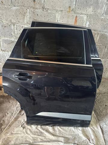 Дверь задняя в сборе 4M0833052E VAG
