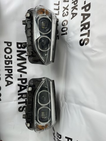 Вставка фары правой 7466128 BMW