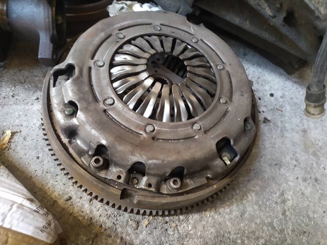 RENAULT 8201516550 Комплект сцепления в наличии Днепр