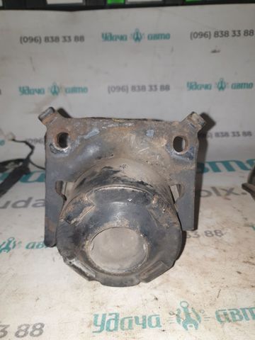 TOYOTA 1236131080 Подушка (опора) двигателя левая/правая в наличии Ирпень