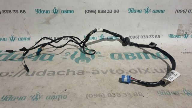 Правое боковое зеркало 159411200C Tesla Model