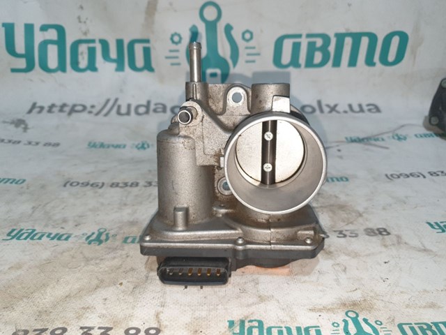 Блок дроссельной заслонки 2203047040 TOYOTA