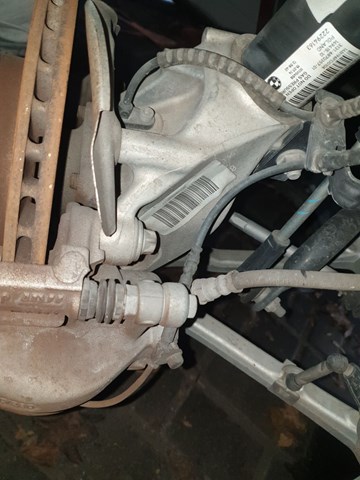 BMW 31216852159 Цапфа передняя левая в наличии Кривой Рог