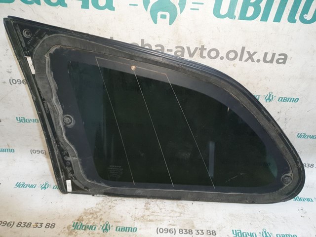 VOLVO 31386803 Стекло-форточка двери задней правой в наличии Черкассы