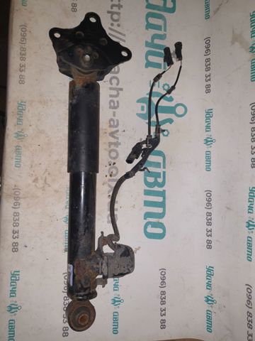 Стойка задняя правая 4853048392 TOYOTA