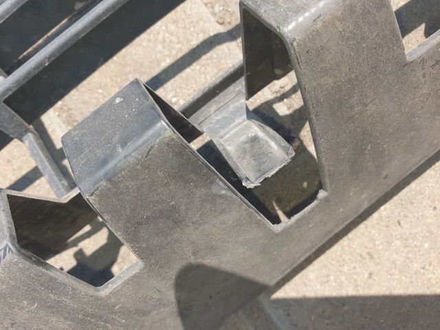 51117306434 Решетка бампера переднего нижняя купить Сумы