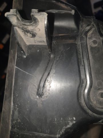 51747306421 BMW Дефлектор радиатора купить в Черновцы