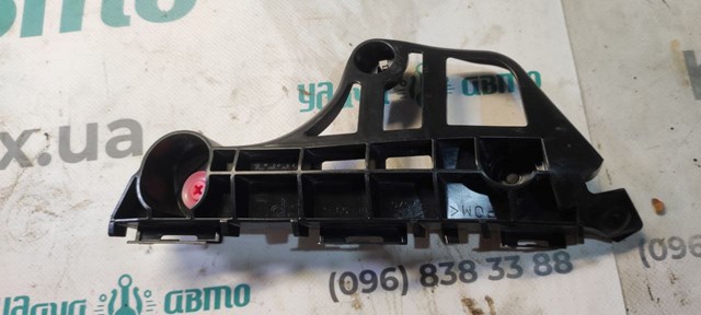 TOYOTA 5211647070 Кронштейн бампера переднего левый в наличии Киев