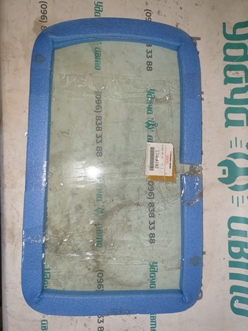 Стекло-форточка двери, задней, правой 5740A192 MITSUBISHI