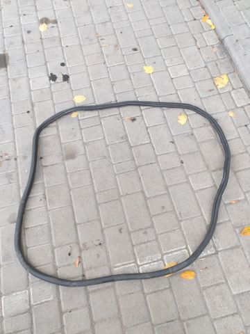 Прокладка двери передней, правой (на кузове) 5G4867912A VAG