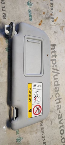 Козырек противосолнечный 7432047480B0 TOYOTA