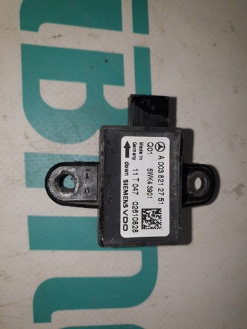 Датчик подушки безопасности A0038212751 MERCEDES