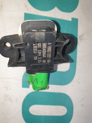 Датчик Эйрбэг передний A1668210351 MERCEDES