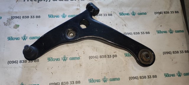 Рычаг передний нижний левый A212909010 CHERY