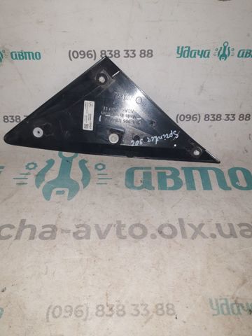 A9068110007 MERCEDES Накладка (крышка) зеркала заднего вида левая купить в Киев