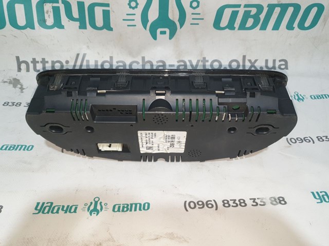 MERCEDES A9069006902 Панель приборов в наличии Чернигов