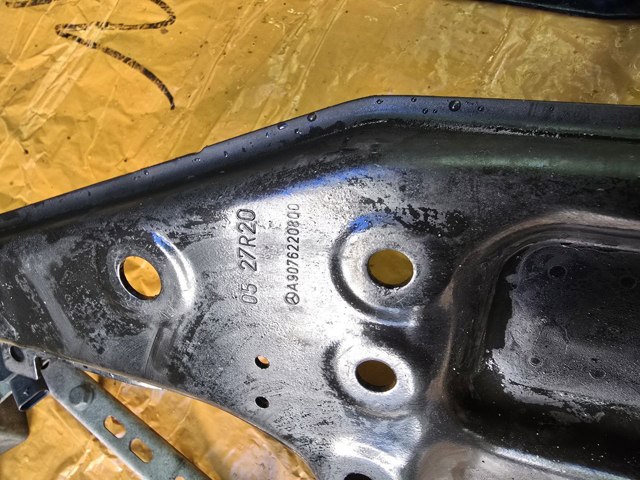 A9076220700 MERCEDES Кронштейн передней балки купить в Полтава
