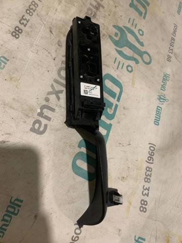 Кнопки переднего левого стеклоподъёмника AM5T14A132AA FORD