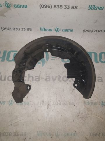 FORD AV612C448AB Защита тормозного диска переднего правого в наличии Николаев