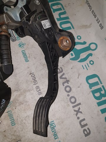 CV6Z9F836G Педаль газа купить Ирпень