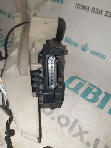 FT4AA21812BC Замок передней правой двери купить Кривой Рог