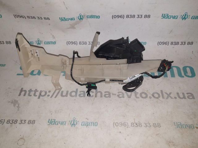 FORD FT4Z5821812D Замок двери передней правой в наличии Сумы