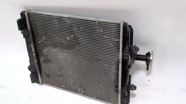 TOYOTA 164000Q030 Радиатор охлаждения двигателя в наличии Украина