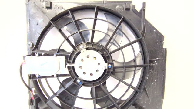 17117561757 BMW Диффузор вентилятора в сборе с мотором и крыльчаткой купить в Львов