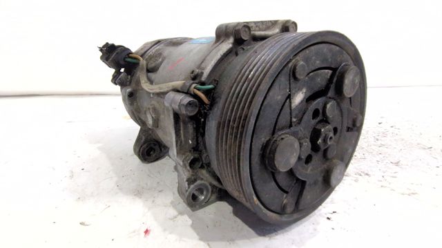 VAG 1J0820803NX Компрессор кондиционера в наличии Полтава