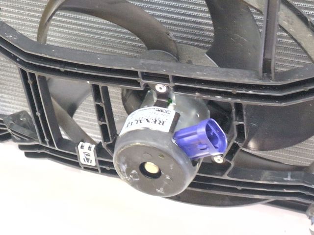 214105088R RENAULT Радиатор купить в Сумы