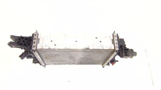 RENAULT 214106421R Радиатор интеркуллера в наличии Киев