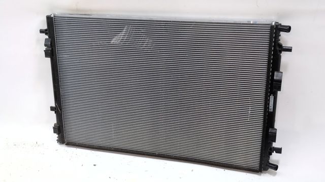 RENAULT 214576RS0A Радиатор охлаждения двигателя дополнительный в наличии Николаев