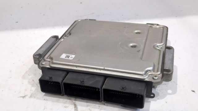 RENAULT 237103370R Блок управления двигателем в наличии Ровно