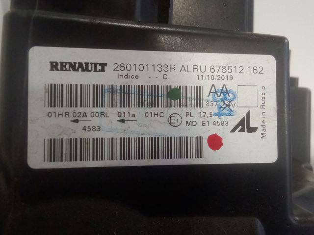 RENAULT 260101133R Правая фара в наличии Кривой Рог
