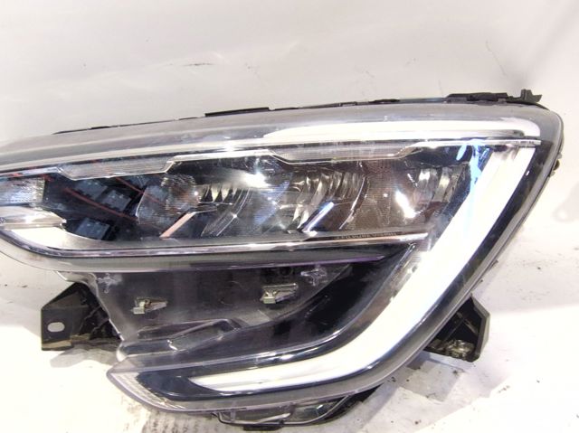 RENAULT 260602566R Левая фара в наличии Тернополь