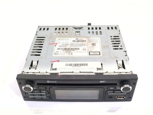 RENAULT 281155052R Магнитола в наличии Киев