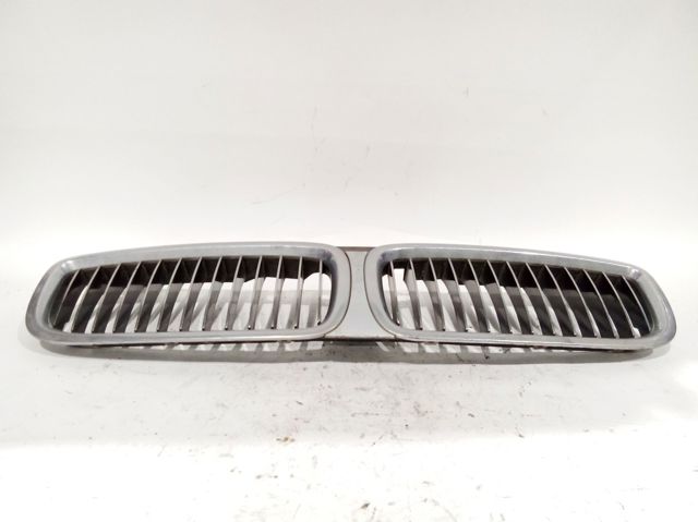 51137037727 BMW Решетка радиатора купить в Чернигов