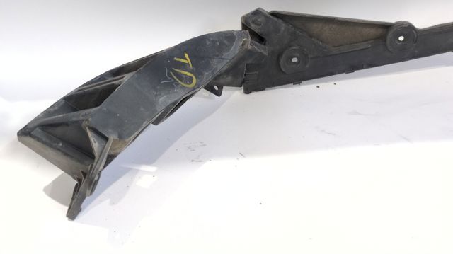 VAG 5JH807394 Направляющая заднего бампера правая в наличии Каменское
