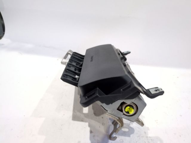 TOYOTA 7390078010C0 Подушка безопасности (AIRBAG) водительская, защиты коленей в наличии Винница
