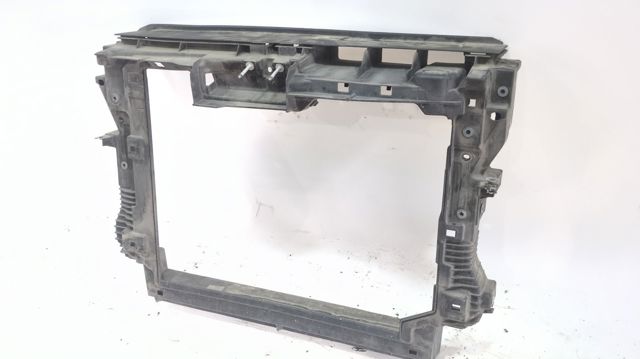 VAG 7N0805588B Рамка радиатора в наличии Ужгород