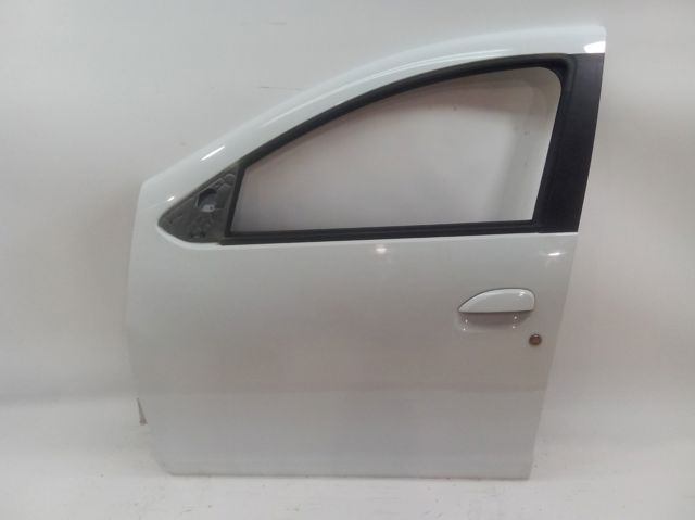 801019736R RENAULT Дверь передняя левая купить в Киев