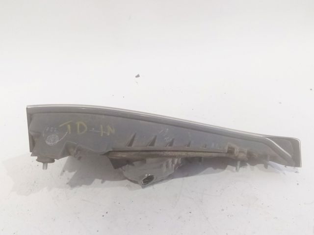 TOYOTA 8158176020 Фонарь задний правый внутренний в наличии Ужгород