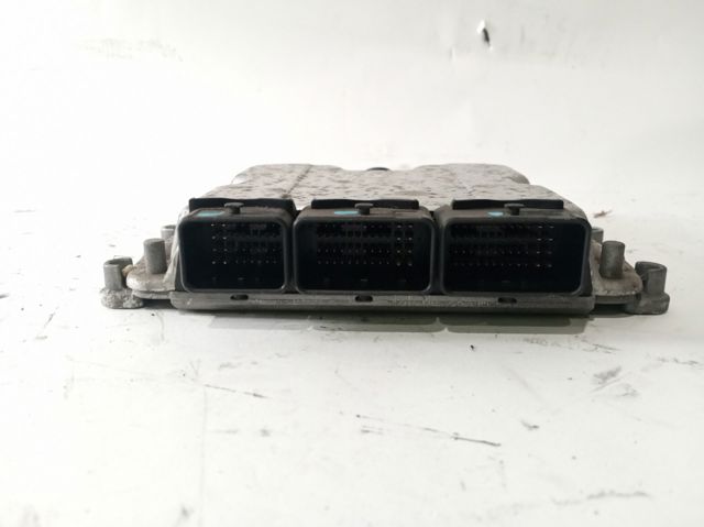 8200085386 RENAULT Блок управления двигателем купить в Тернополь