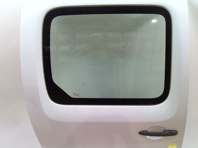 821007601R RENAULT купить в Киев