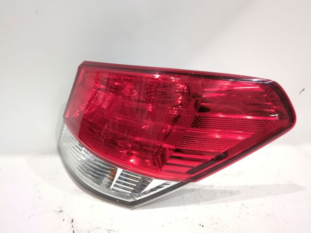 SUBARU 84912AJ110 Фонарь задний правый в наличии Павлоград