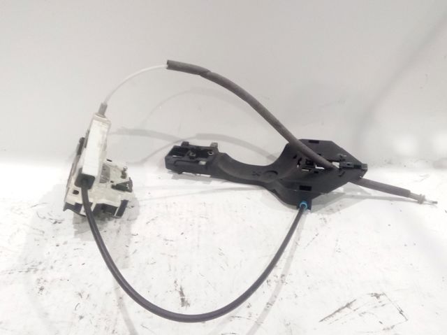 MERCEDES 9067202135 Замок водительской двери в наличии Полтава
