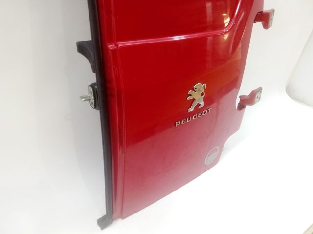 9820436780 PEUGEOT Дверь фургона задняя распашная правая купить в Ужгород