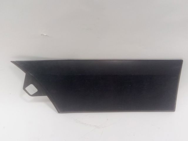 BK31V29396BD5YZ9 Молдинг крыла заднего правого купить Кривой Рог